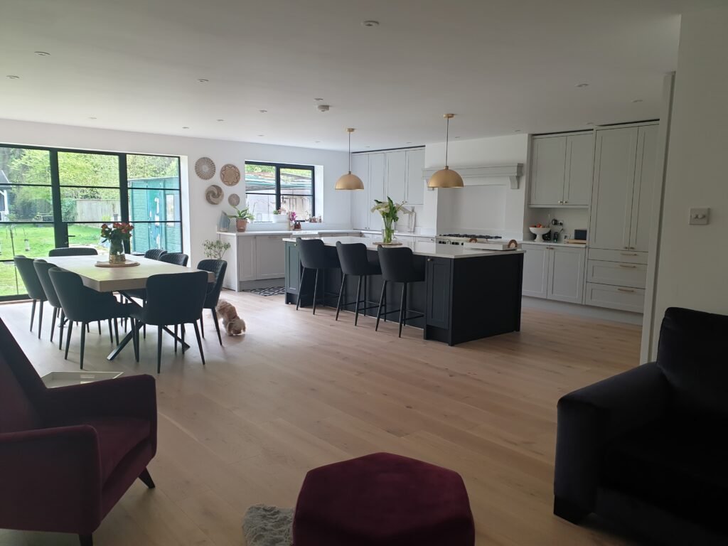 kitchen after views from sofa no flowers